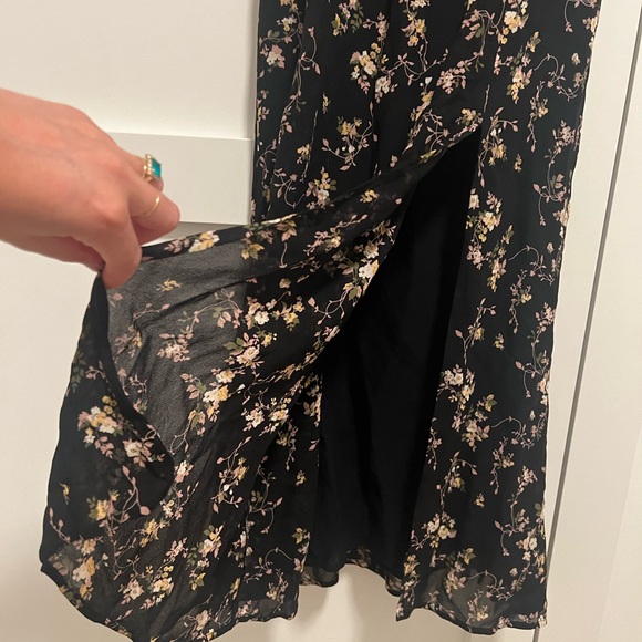 REFORMATION Clarissa Black Floral Print MARNIE Slit Crepe Midi Dress 2 - Picture 6 of 7